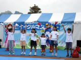 鷲の子合唱団も登場!